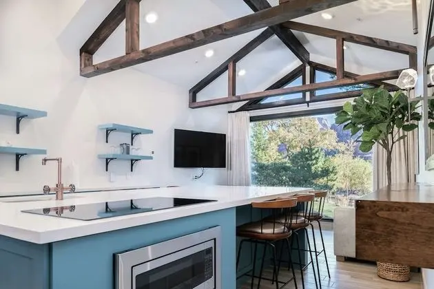 Grand Villa, 1 En Büyük (King) Boy Yatak, Manzaralı