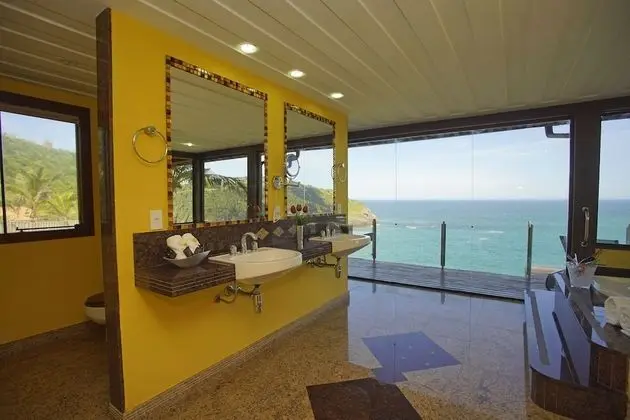 Suite Cliffside