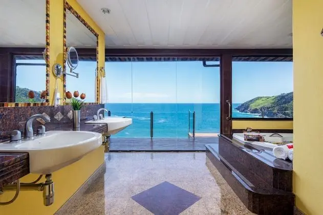 Suite Cliffside