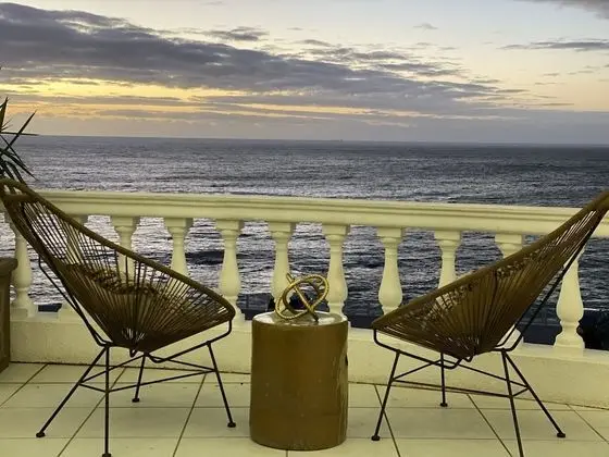 Apart Daire (Beachfront - Dream)