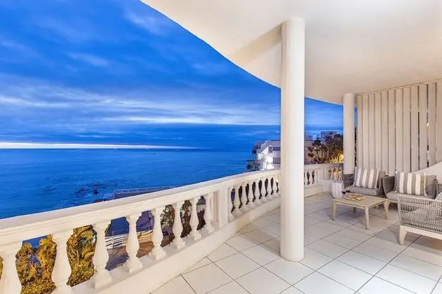 Apart Daire (Beachfront - Magic)