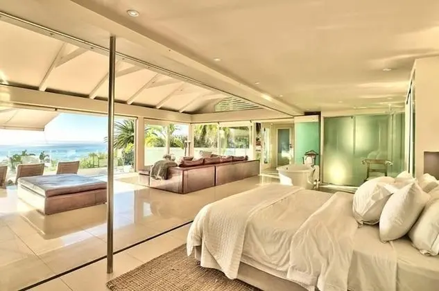 Luxury Ev