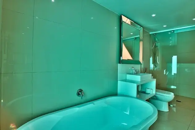 Luxury Ev