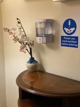 Tek Büyük Yataklı Oda, Ortak Banyo