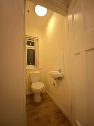 Tek Kişilik Oda, Ortak Banyo