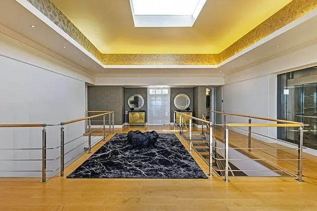 Villa, 6 Yatak Odası, Kişiye Özel Havuzlu