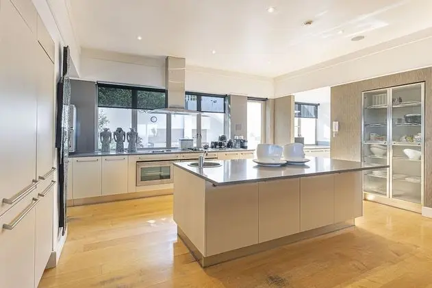 Villa, 6 Yatak Odası, Kişiye Özel Havuzlu