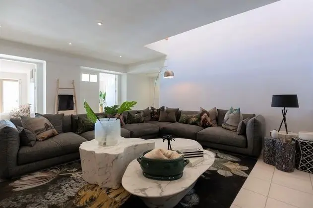 Villa, 6 Yatak Odası, Kişiye Özel Havuzlu