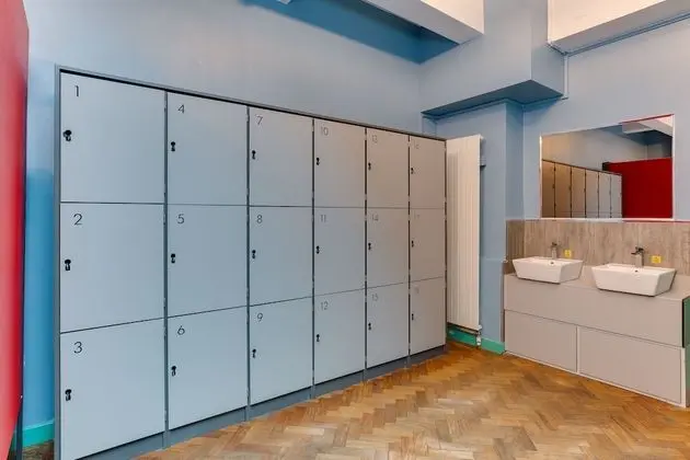 Bed in 18-bed Mixed Dorm, Shared Bathroom