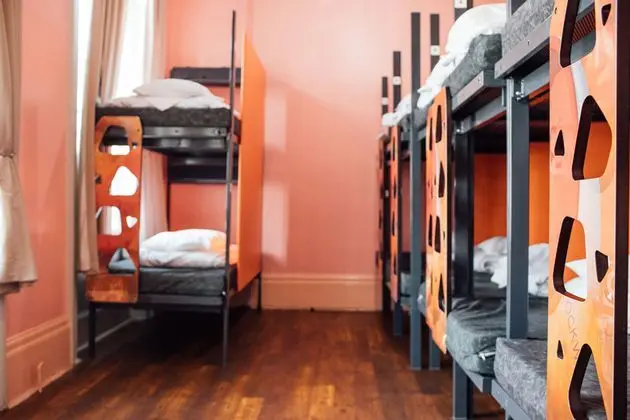 Yatakhanede Yatak Standard