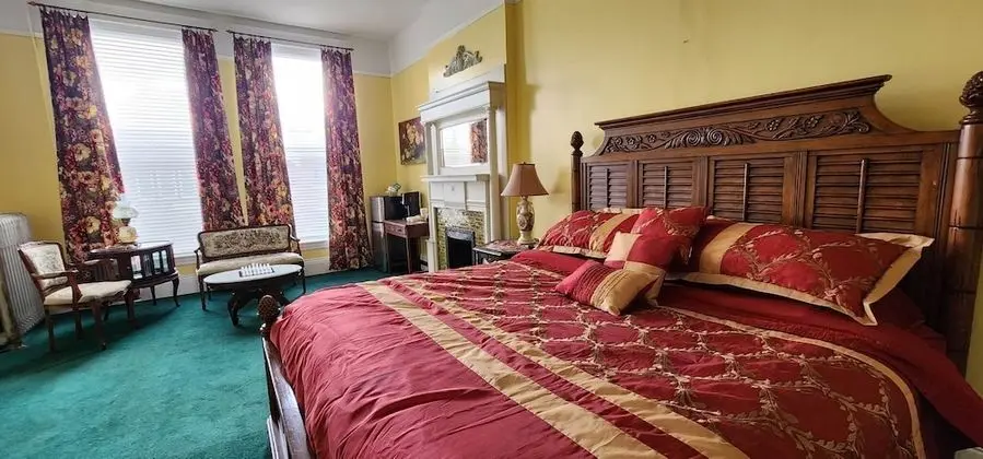 Single King - Room 2