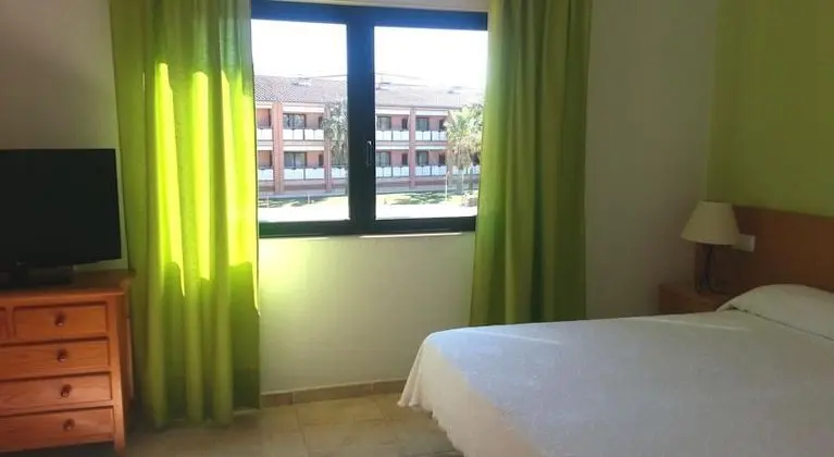 1 Çift Kişilik Veya 2 Tek Kişilik Yatak Standard