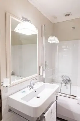 Romantic Tek Büyük Yataklı Oda