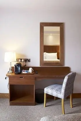 Tek Büyük Yataklı Oda (1 King Bed + 1 Single Bed)