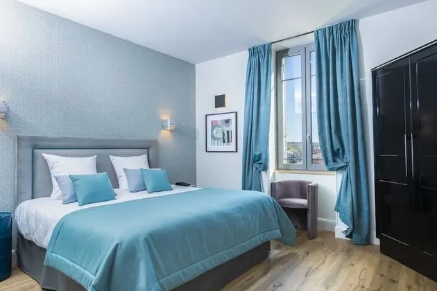 Classic Tek Büyük Yataklı Oda