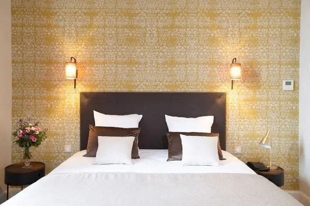 Classic Tek Büyük Yataklı Oda