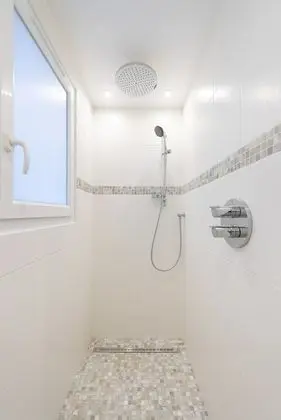 Oda, 1 En Büyük (King) Boy Yatak