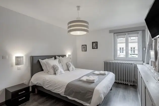 Tek Büyük Yataklı Oda, Bahçe Manzaralı ( Chambre Rez De Chaussee)