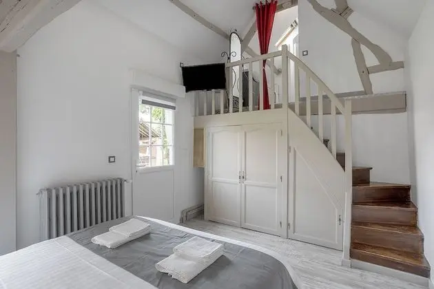 Tek Büyük Yataklı Oda (Chambre Mezzanine)
