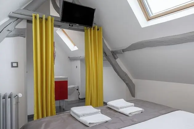 Tek Büyük Yataklı Oda (Chambre  Sous Comble)