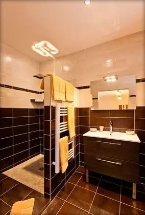 Superior Tek Büyük Yataklı Oda, 1 En Büyük (King) Boy Yatak, Avlu Manzaralı (Topaze)