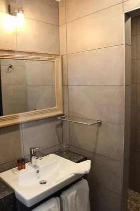 Comfort Tek Büyük Yataklı Oda, 1 Çift Kişilik veya 2 Tek Kişilik Yatak