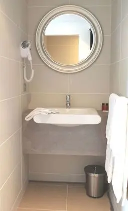 Comfort Tek Büyük Yataklı Oda, 1 Çift Kişilik veya 2 Tek Kişilik Yatak