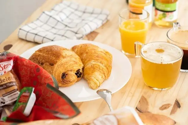 Basic Tek Büyük Yataklı Oda, 1 Çift Kişilik Yatak (Taille S)