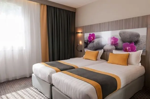 Premium Tek Büyük Yataklı Oda