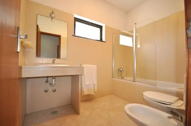 Villa, 4 Yatak Odası, Engellilere Uygun, Balkon