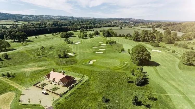 Deluxe Kır Evi, Banyolu/Duşlu, Golf Manzaralı