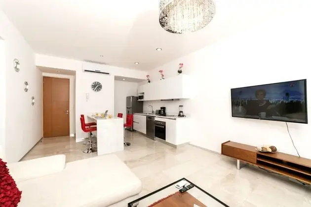 Apart Daire, 2 Yatak Odası, Balkon