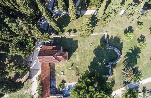 Apart Daire, 1 Büyük (Queen) Boy Yatak