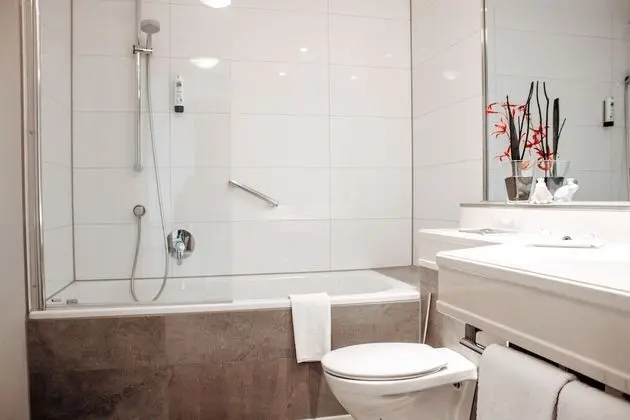 Business Tek Büyük Yataklı Oda