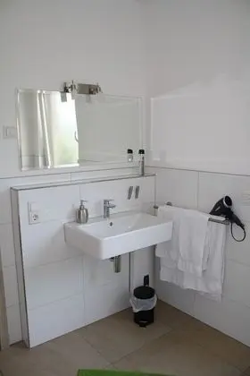 Junior Apart Daire, 1 En Büyük (King) Boy Yatak ve Çekyat, Sigara İçilmez, Banyolu/Duşlu
