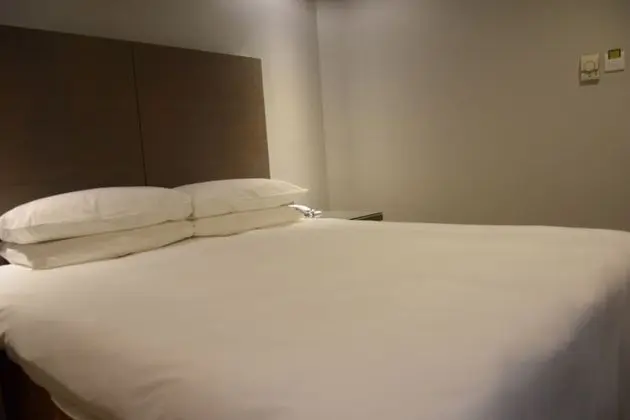 Standard Tek Büyük Yataklı Oda, Penceresiz