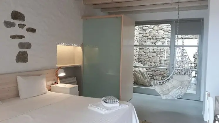 Traditional Ev, Deniz Manzaralı