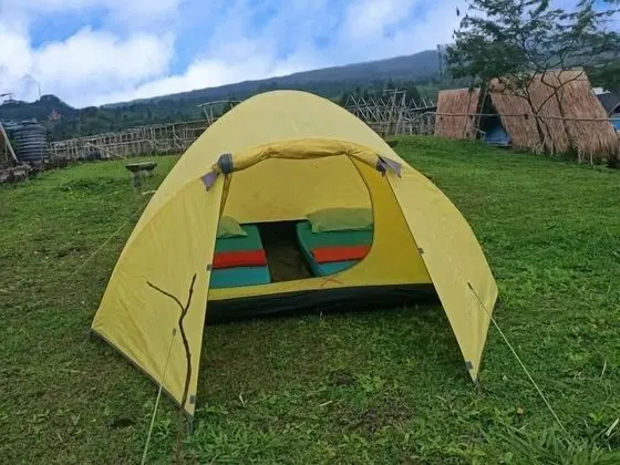 Economy Çadır, 2 Büyük (Queen) Boy Yatak, Şömine, Bahçeli