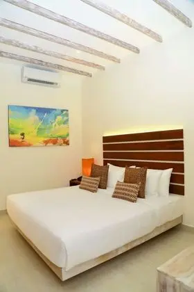 Deluxe Tek Büyük Yataklı Oda, Bahçe Manzaralı