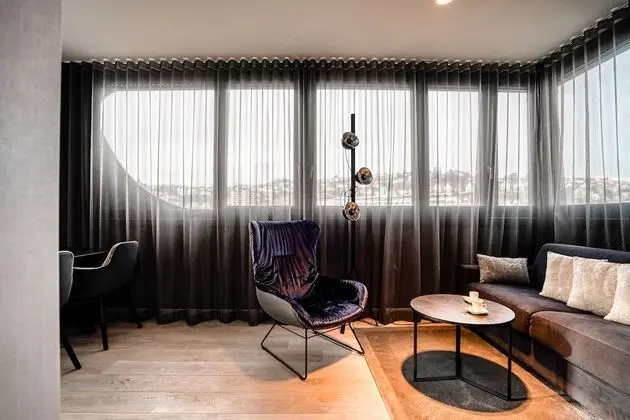 Metropolitan Suite