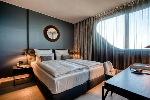 Sky Suite