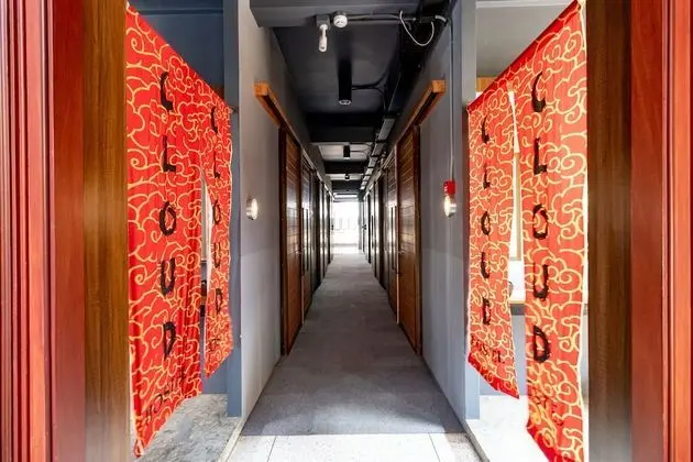 Private 8 Beds