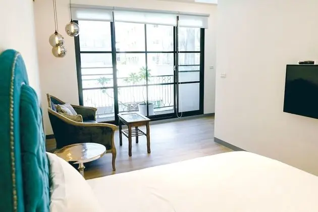 Deluxe Tek Büyük Yataklı Oda (3A)