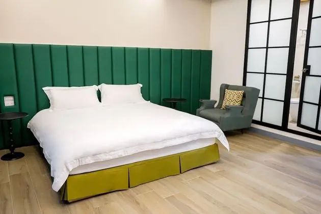 Deluxe Tek Büyük Yataklı Oda (3A)