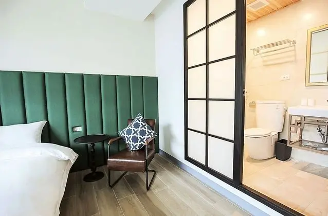 Deluxe Tek Büyük Yataklı Oda (3A)