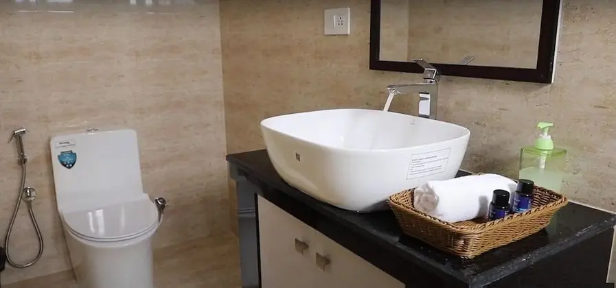 Honeymoon Tek Büyük Yataklı Oda
