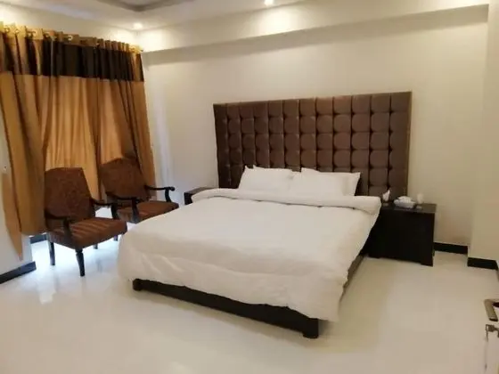 Deluxe Tek Büyük Yataklı Oda