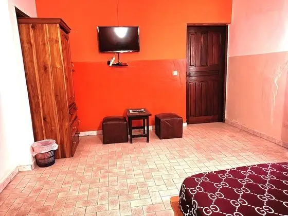 Comfort Tek Büyük Yataklı Oda, 1 En Büyük (King) Boy Yatak (Charlie)