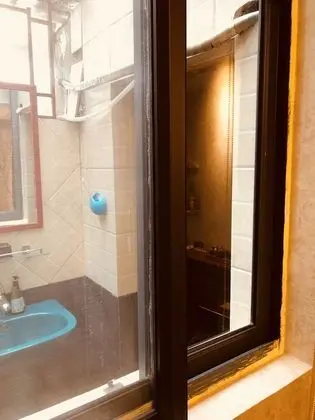 Standard Tek Büyük Yataklı Oda (Female Only)