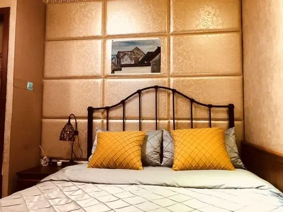 Standard Tek Büyük Yataklı Oda (Female Only)